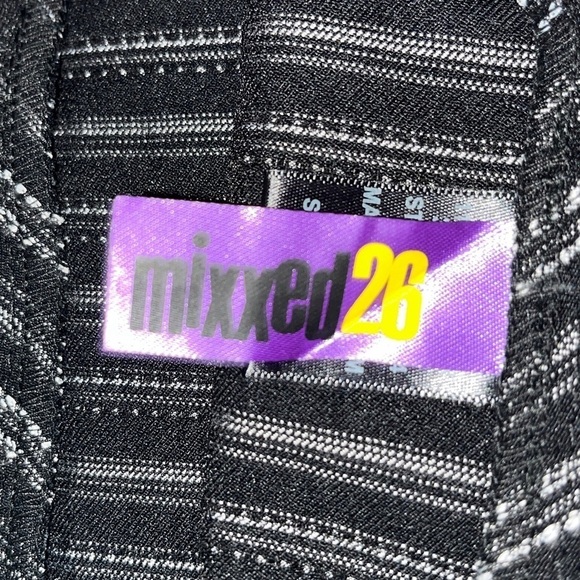 Mixxed26 Womens Skirt Black & White Pinstripe Pencil Straight Stretch Size XL - Picture 6 of 10